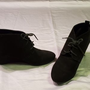 Nine West booties